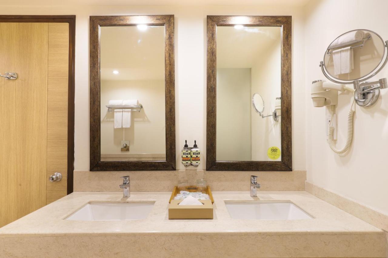 Lemon Tree Premier, Ulsoor Lake, Bengaluru Ngoại thất bức ảnh