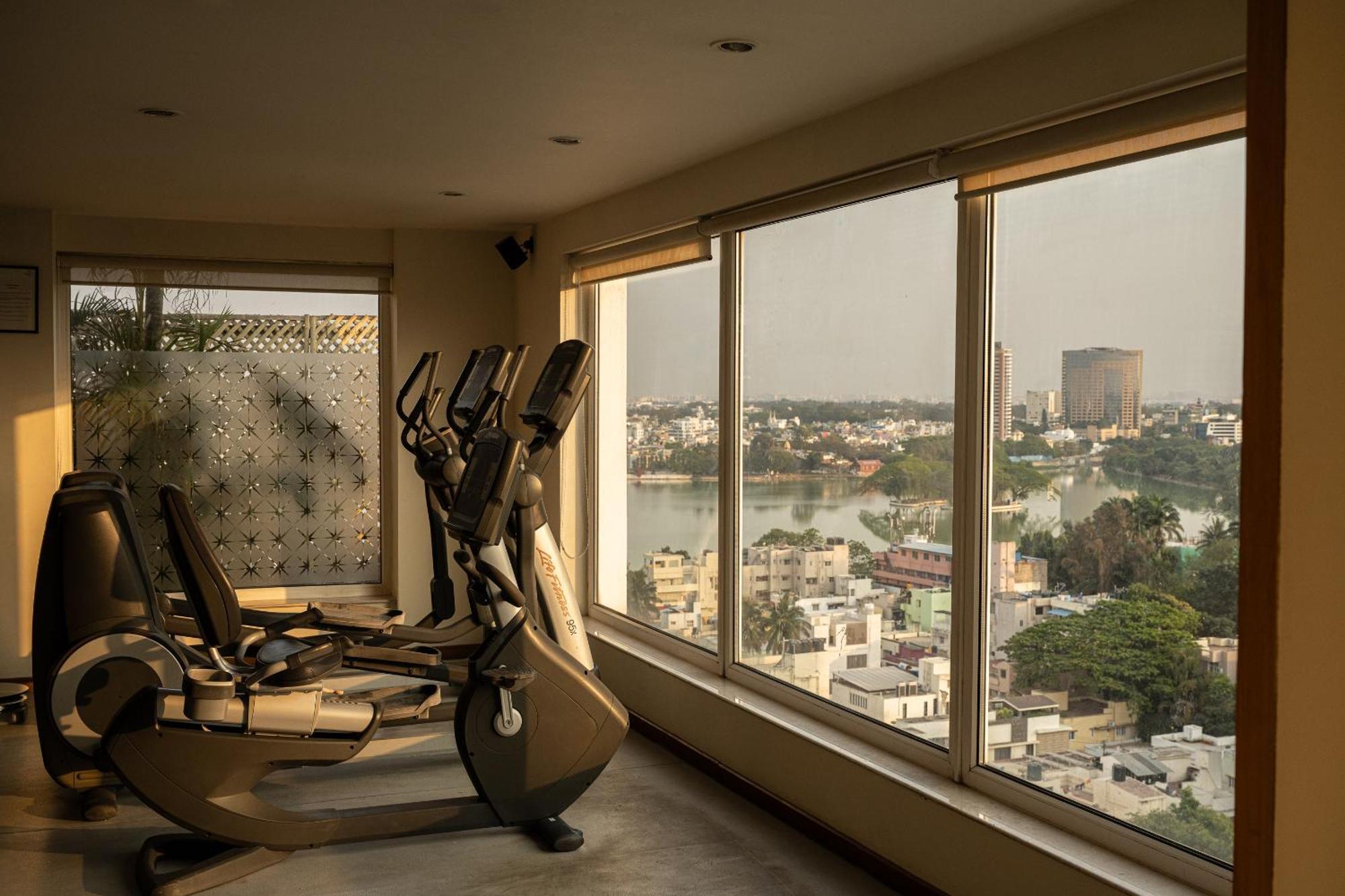 Lemon Tree Premier, Ulsoor Lake, Bengaluru Ngoại thất bức ảnh