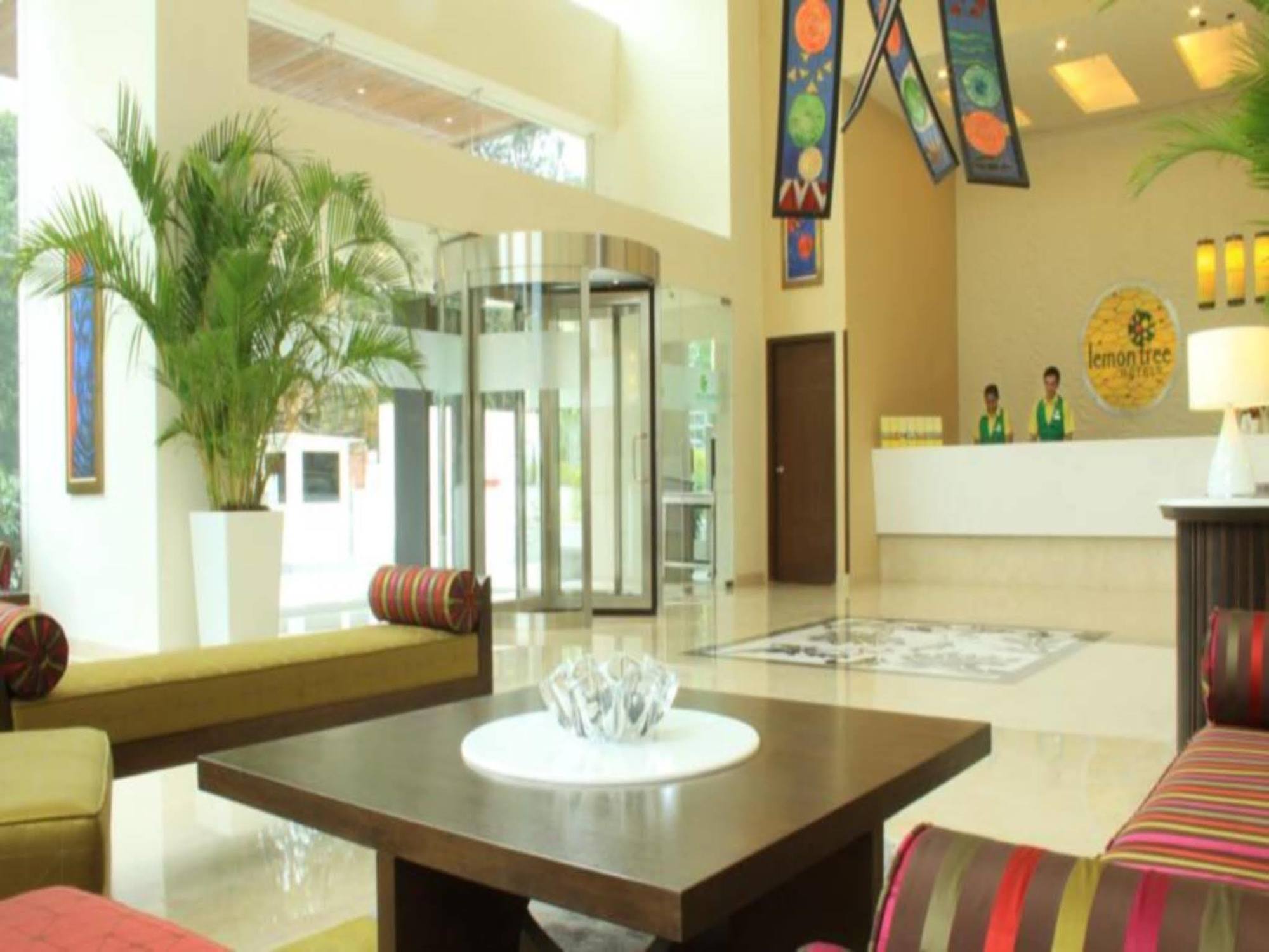 Lemon Tree Premier, Ulsoor Lake, Bengaluru Ngoại thất bức ảnh